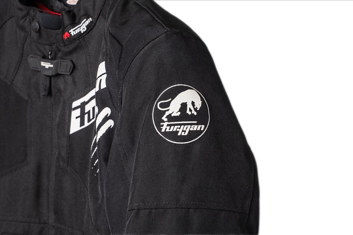 HURRICANE BLACK | WHITE